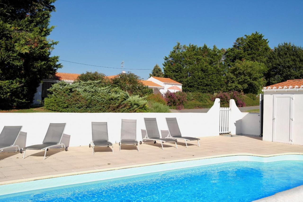 Maison Pour 4 A La Campagne Avec Piscine Commequiers エクステリア 写真